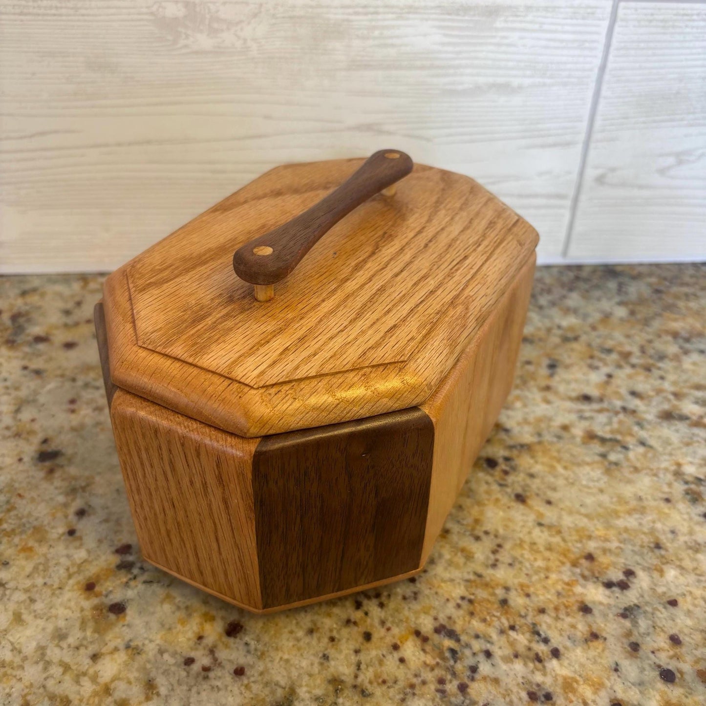 Oak & Walnut Keepsake box / Countertop box