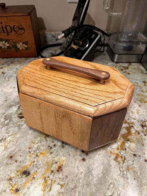 The Octagonal Keepsake Box