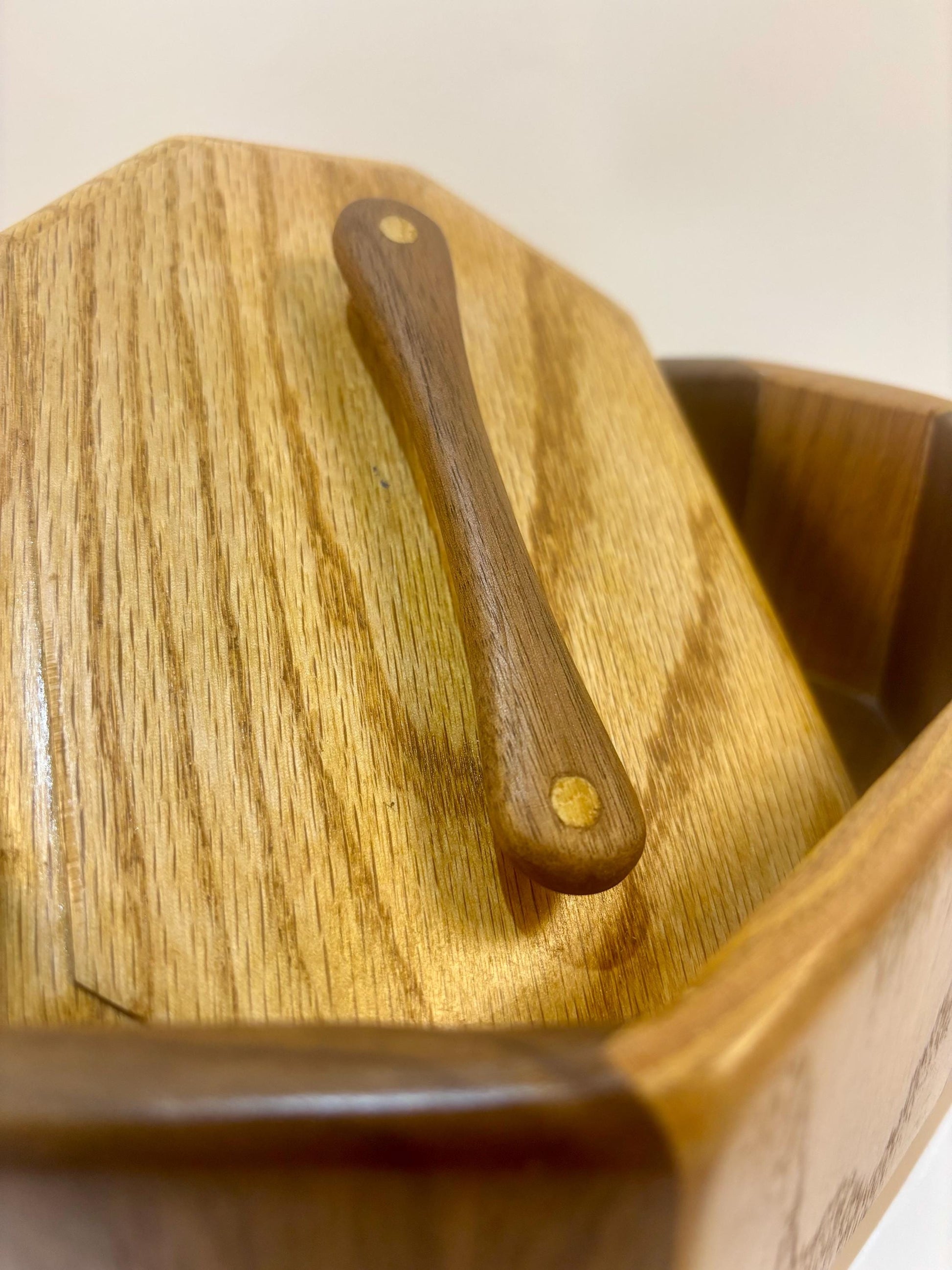 Oak & Walnut Keepsake box / Countertop box