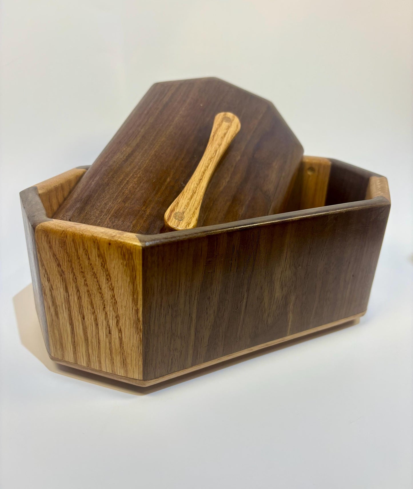Walnut & Oak Keepsake box / Countertop box
