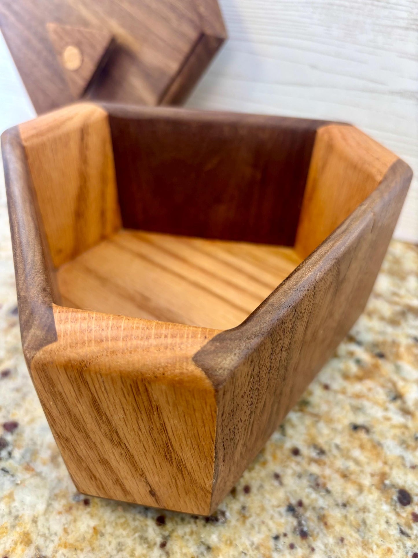 Handcrafted Walnut & Oak Keepsake Box: Countertop Memory Box
