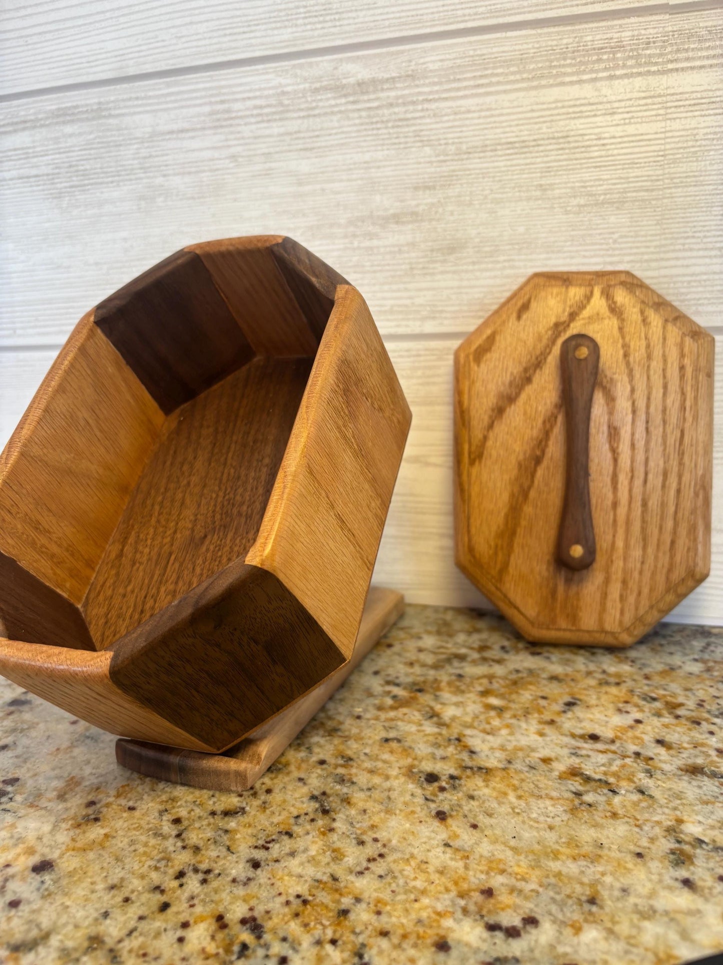 Oak & Walnut Keepsake box / Countertop box