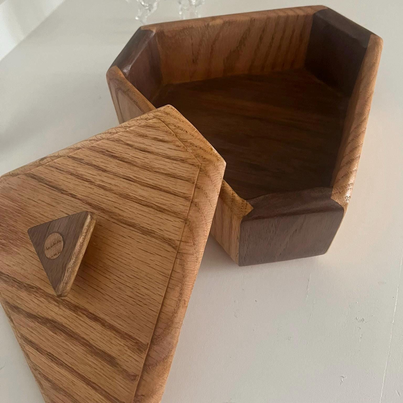 Oak & Walnut Keepsake box / Countertop box