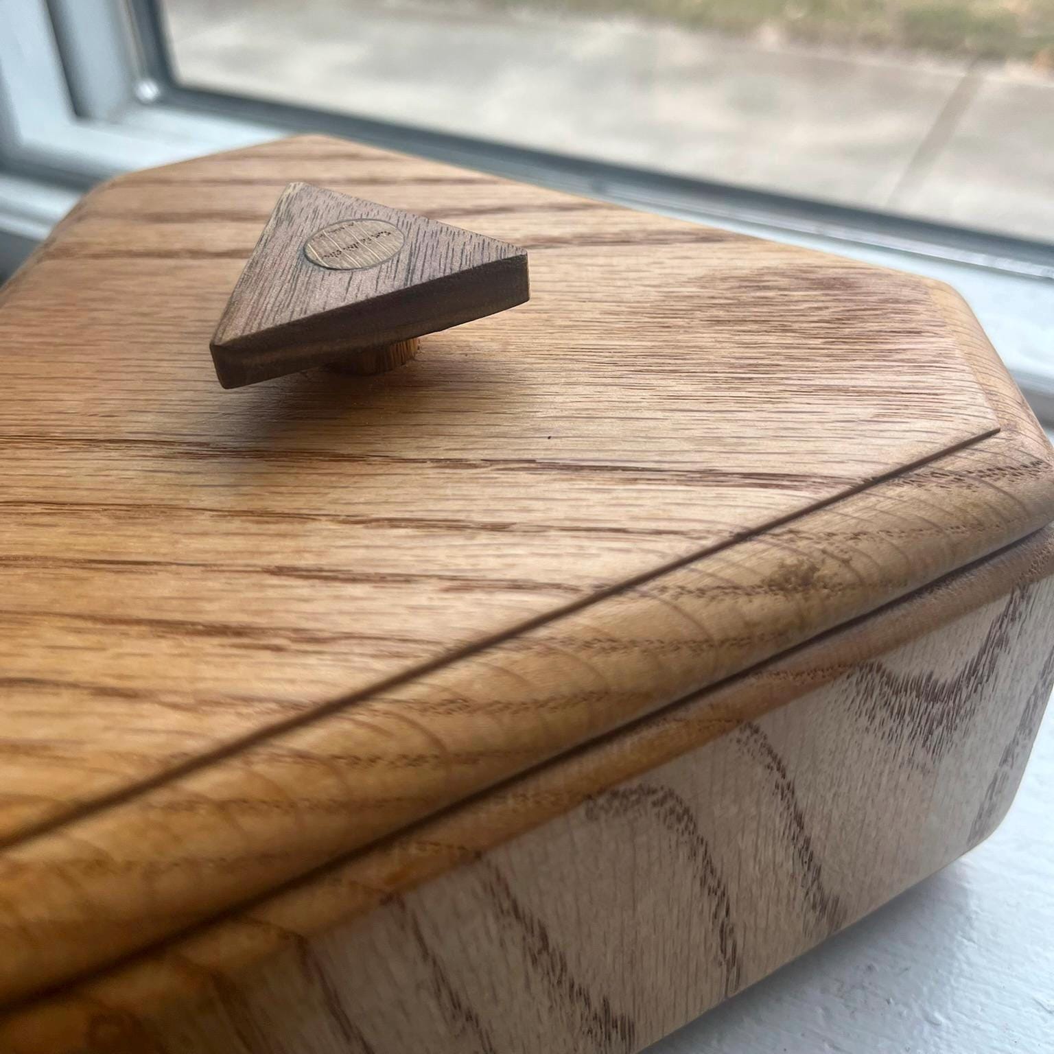 Oak & Walnut Keepsake box / Countertop box
