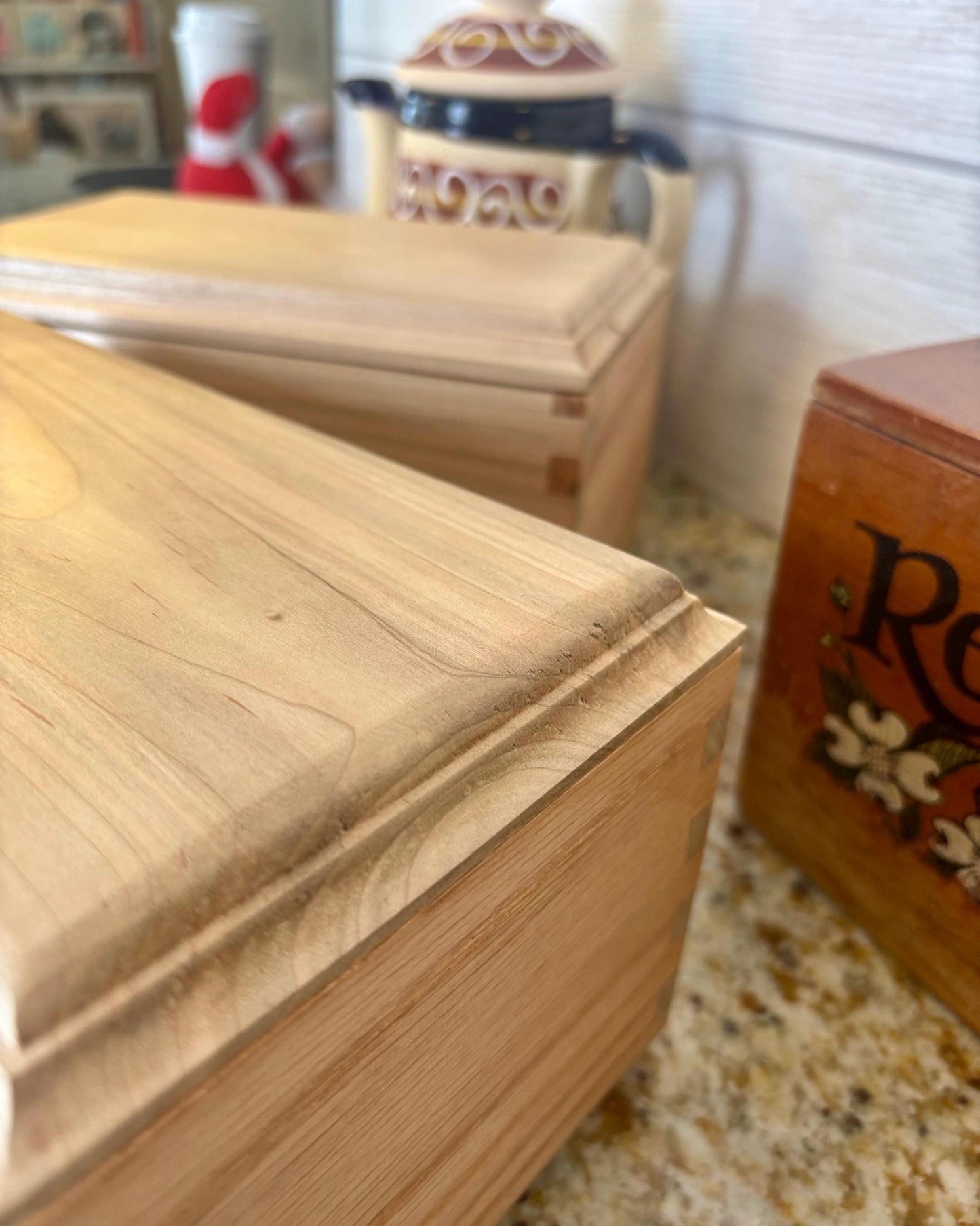 Maple Keepsake / Dresser Box