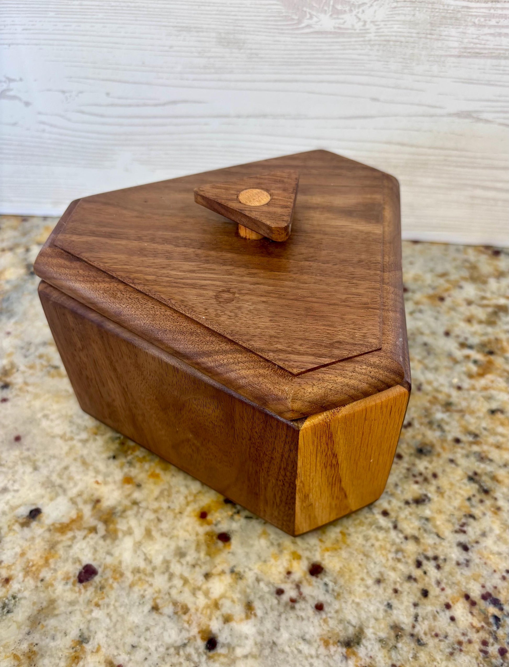 Handcrafted Walnut & Oak Keepsake Box: Countertop Memory Box