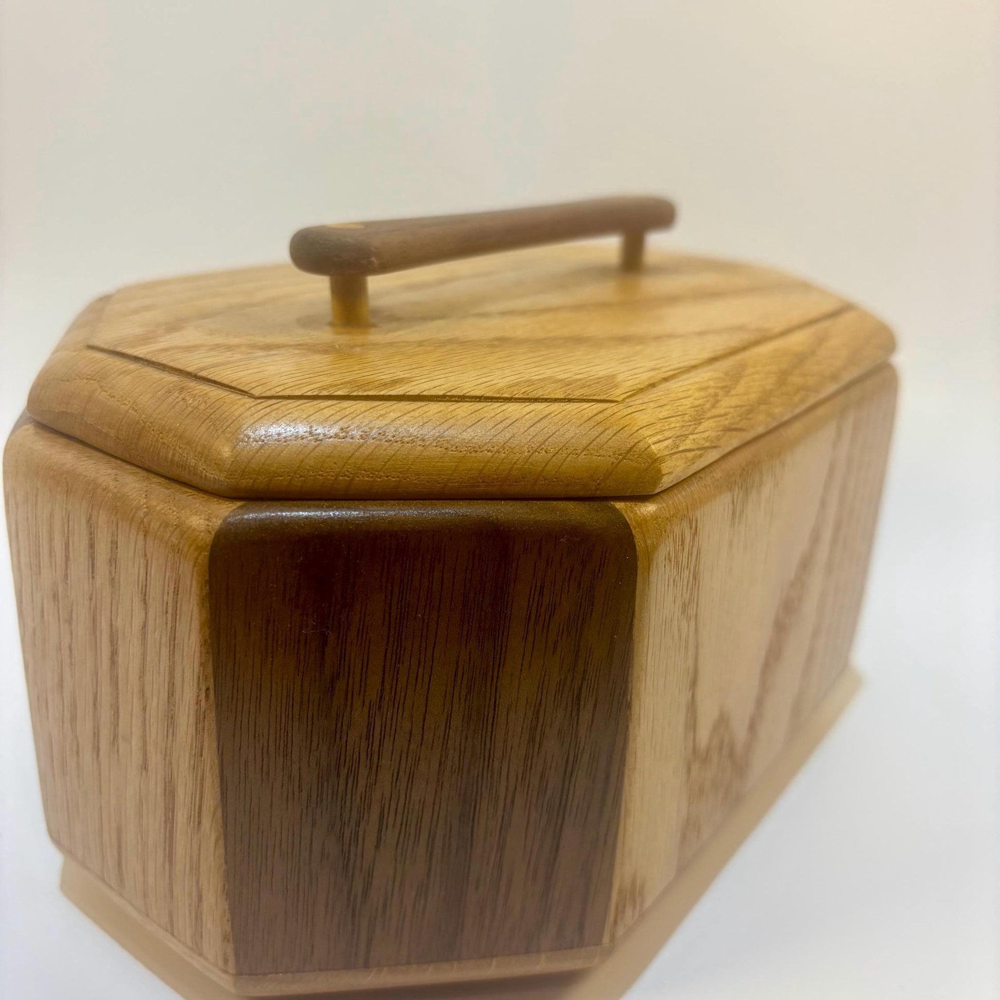 Oak & Walnut Keepsake box / Countertop box
