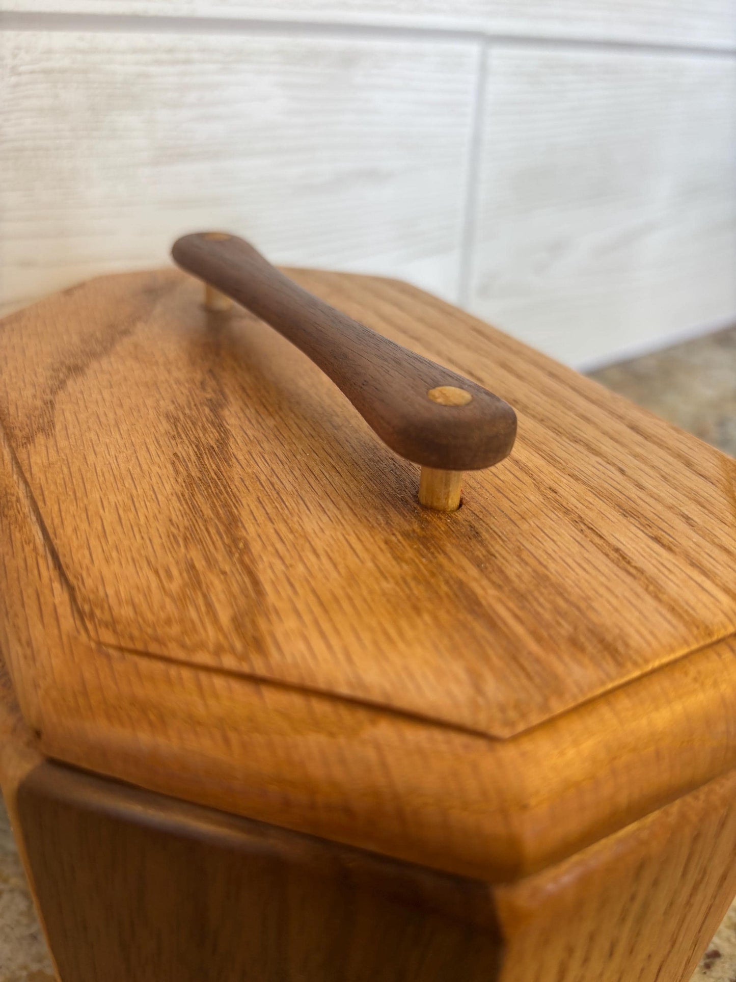 Oak & Walnut Keepsake box / Countertop box