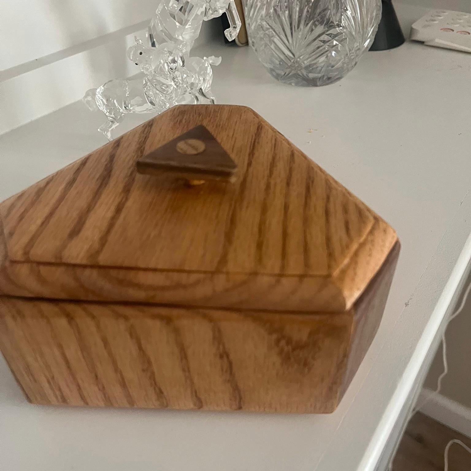 Oak & Walnut Keepsake box / Countertop box