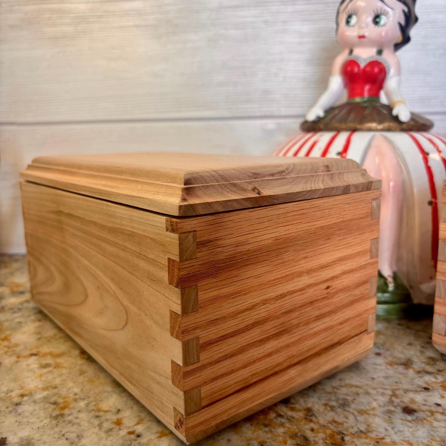 Maple Keepsake / Dresser Box