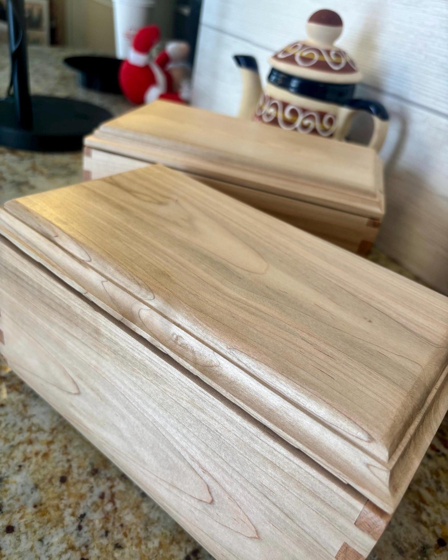 Maple Keepsake / Dresser Box