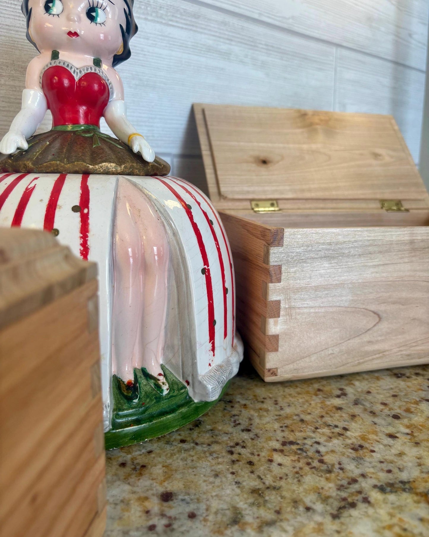 Maple Keepsake / Dresser Box