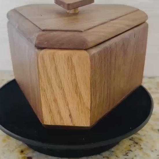Handcrafted Walnut & Oak Keepsake Box: Countertop Memory Box